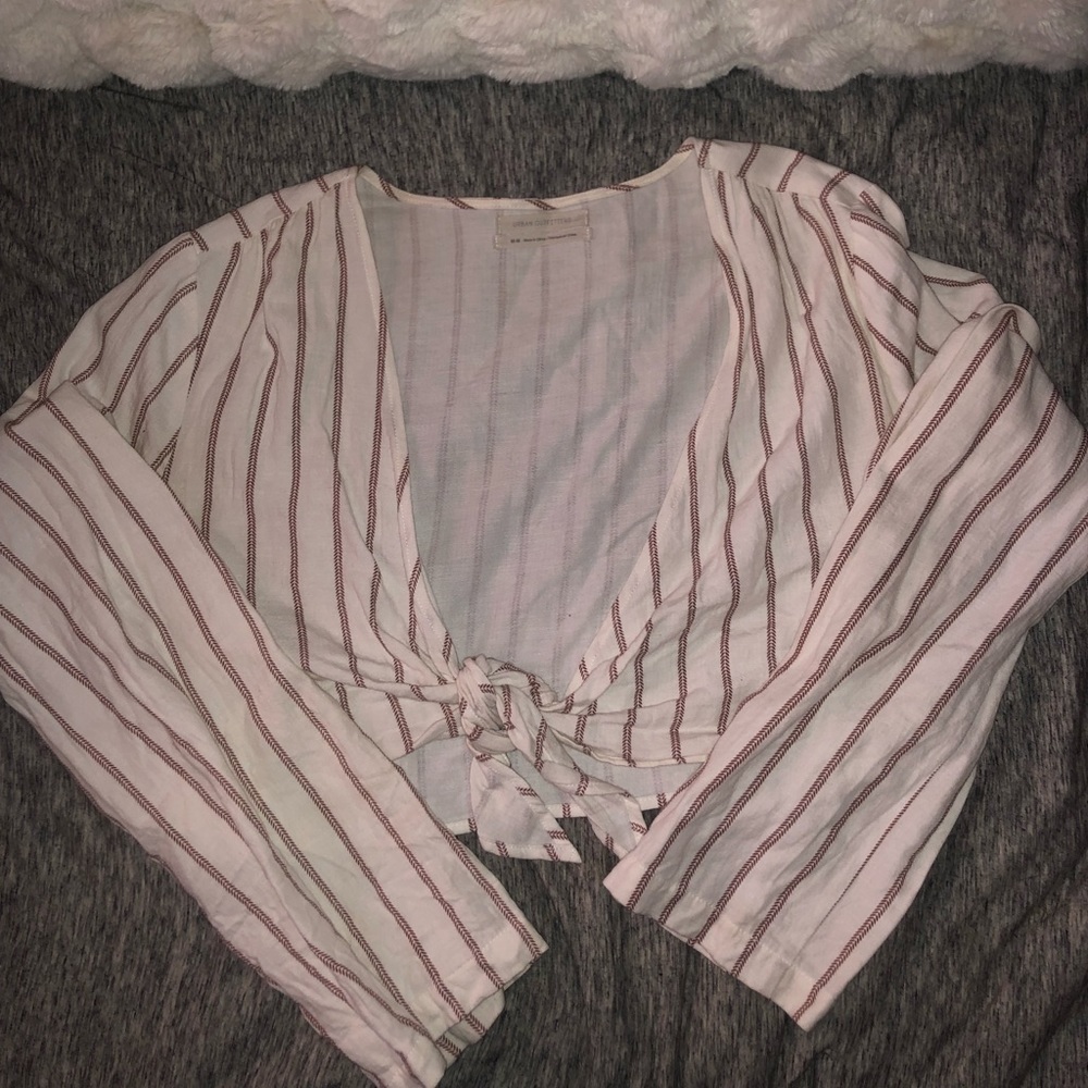 Cropped long sleeve tie knot shirt